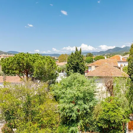 Le Maxi Moi Yourhosthelper Lägenhet Sainte-Maxime