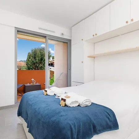 Le Maxi Moi Yourhosthelper Apartament *